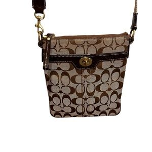 Coach Brown Crossbody Bag Elegant Classy Luxurious Purse